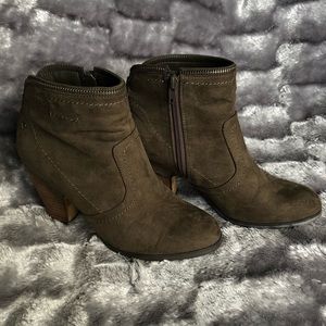 Crown Vintage Ankle Booties w/ Heel